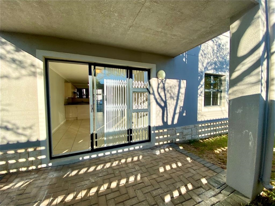 2 Bedroom Property for Sale in Heritage Park Western Cape